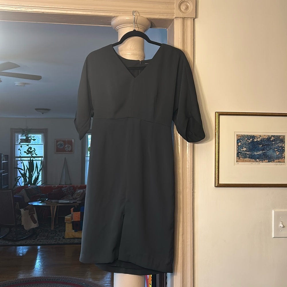 Banana Republic NWT silky feel super cute LBD